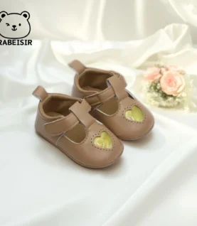 Baby Girl Fashionable Love Leather Shoes Spring and Summer New Soft-Soled Baby Shoes Princess Shoes