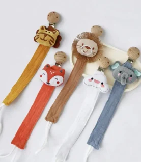 1PCS Baby Pacifier Clip,Newborn Cotton Wooden Animal Pacifier Chain,Nipple Soother Dummy Holder Eco-friendly Material